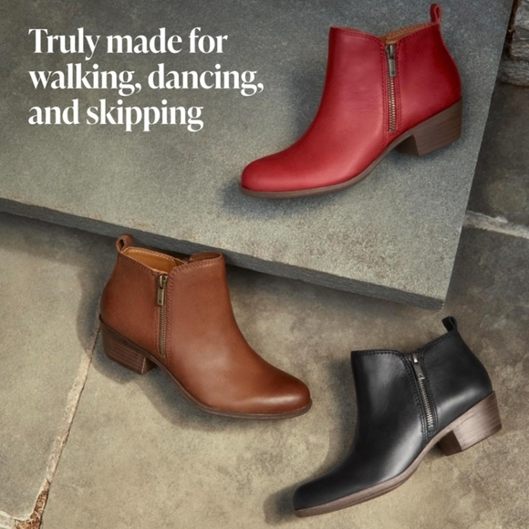 Lucky Brand - Distressed Leather Ankle Boots. Size 8.5 US. 1.5" heels. - Picture 7 of 8